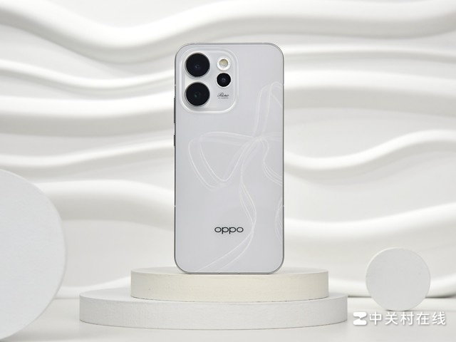 Cận cảnh OPPO Reno15 Pro
