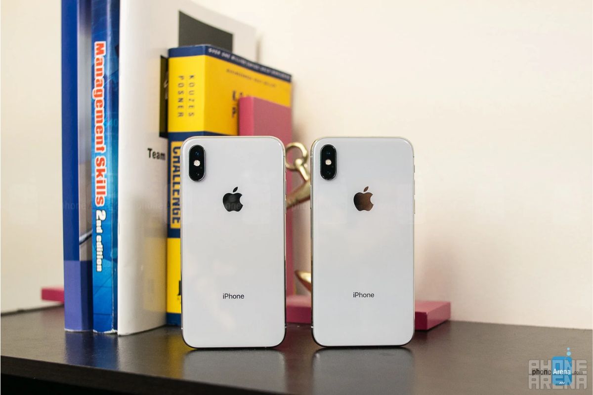 So sánh iPhone X và Xs