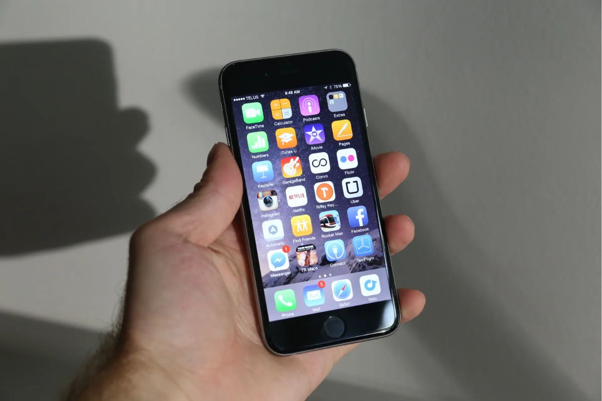 Kích thước màn hình iPhone 6, 7 và 8 đều là 4.7 inches