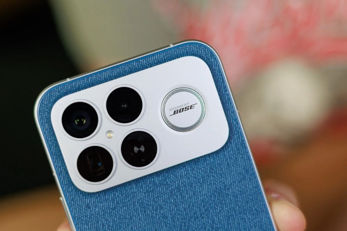 So sánh POCO F8 Pro vs F8 Ultra về các ống kính ở mặt lưng