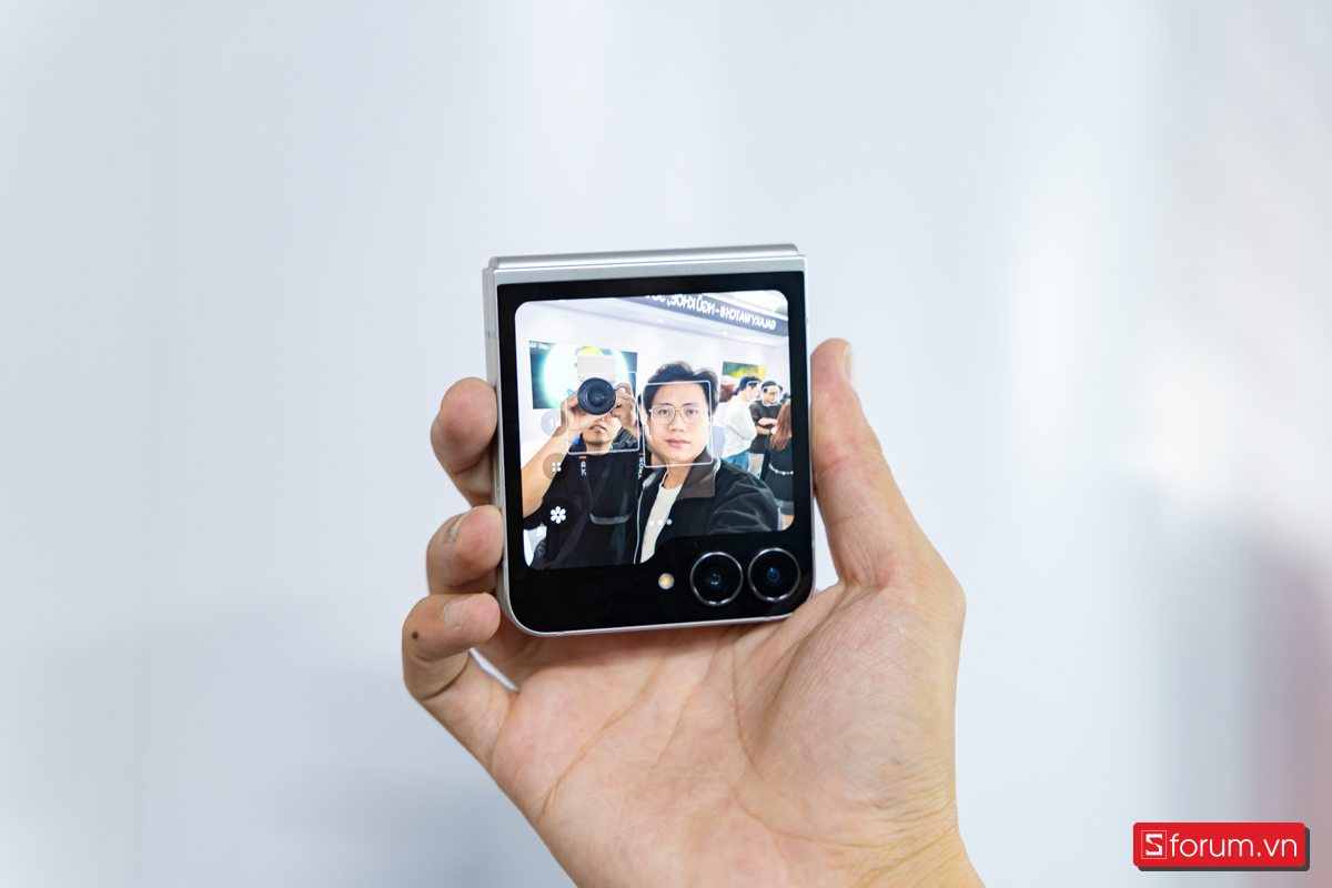 Tính năng Auto Zoom trên chế độ FlexWindow