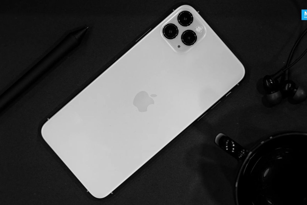 Cấu hình iPhone 11 Pro Max và dung lượng RAM