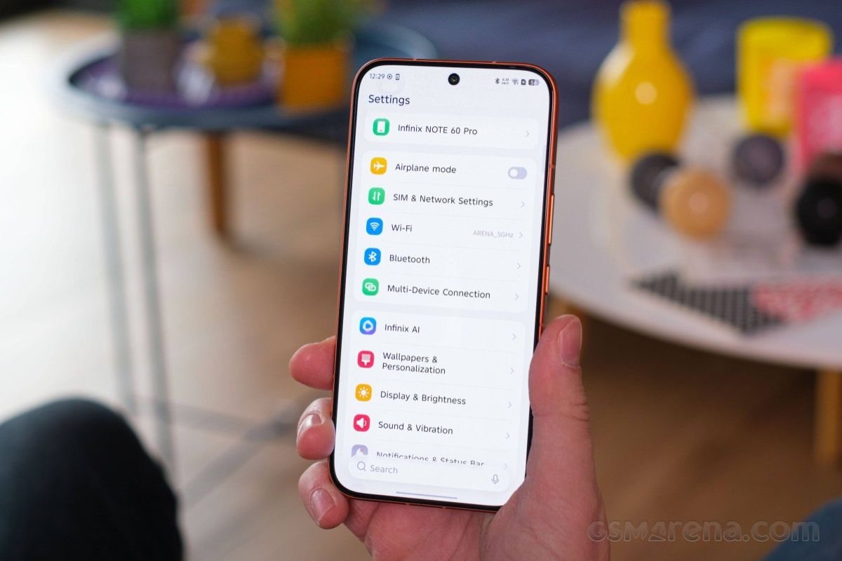 Cận cảnh Infinix Note 60 Pro với viên pin 6,500mAh
