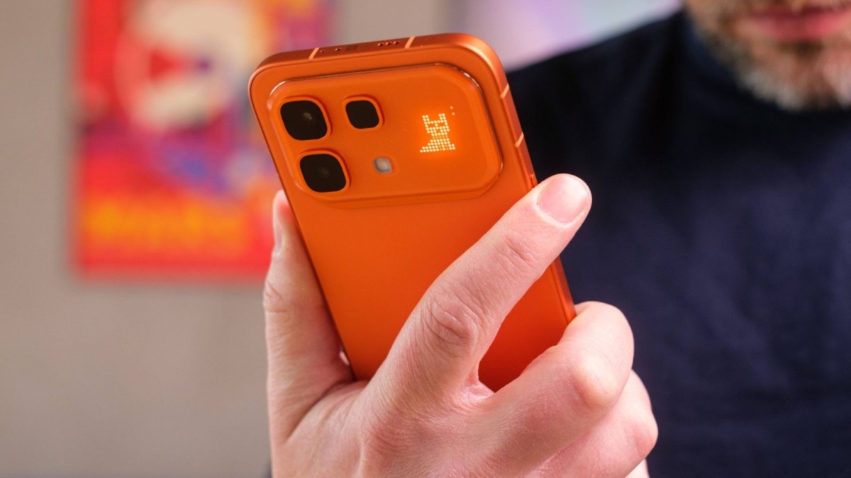 Cận cảnh Infinix Note 60 Pro: LED mặt lưng độc đáo, màu cam vũ trụ như 17 Pro Max, giá 9 triệu đồng Cận cảnh Infinix Note 60 Pro: LED mặt lưng độc đáo, màu cam vũ trụ như 17 Pro Max, giá 9 triệu đồng