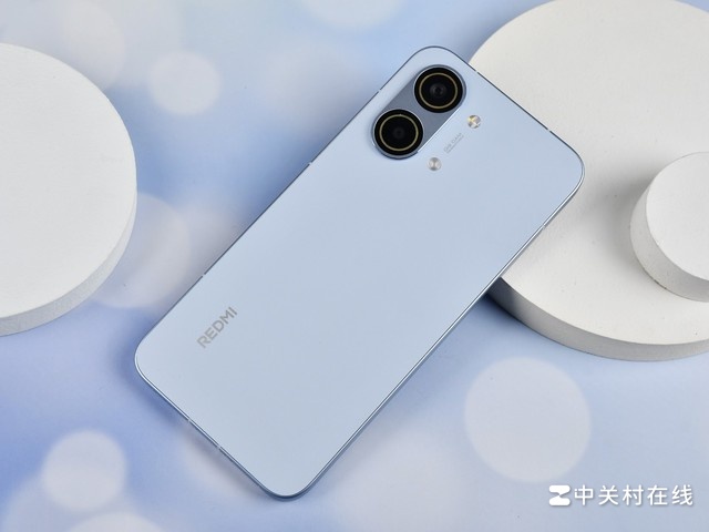 Cận cảnh Redmi Turbo 5 Max với thiết kế hiện đại
