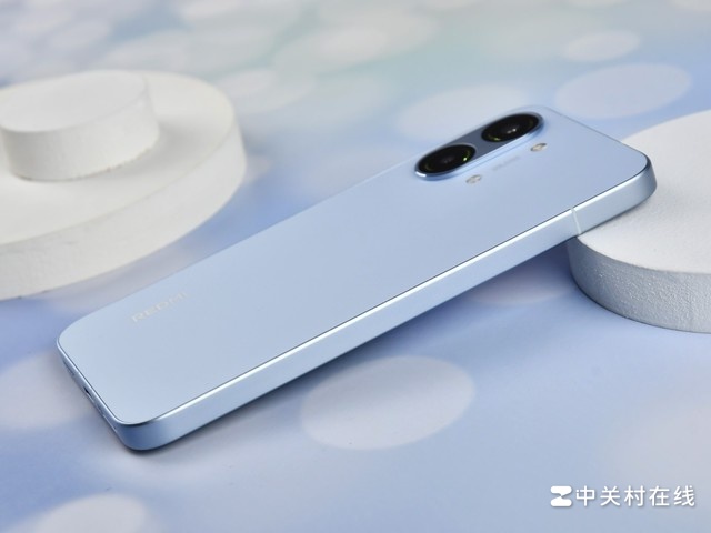 Cận cảnh Redmi Turbo 5 Max với khung viền kim loại
