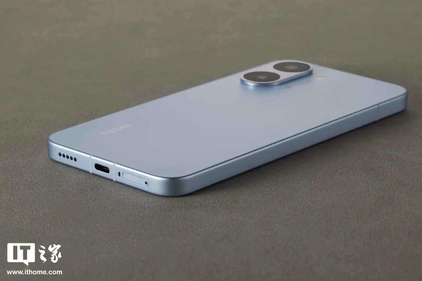 Cận cảnh Redmi Turbo 5 Max với độ mỏng ấn tượng