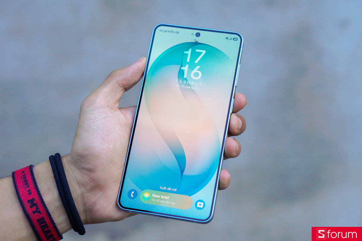 Đánh giá Samsung Galaxy S26 Plus về màn hình