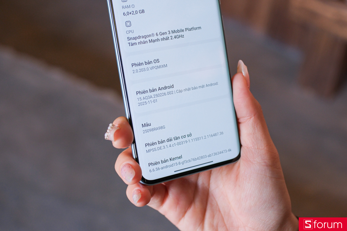 Trên tay Redmi Note 15 5G phiên bản 6/128GB
