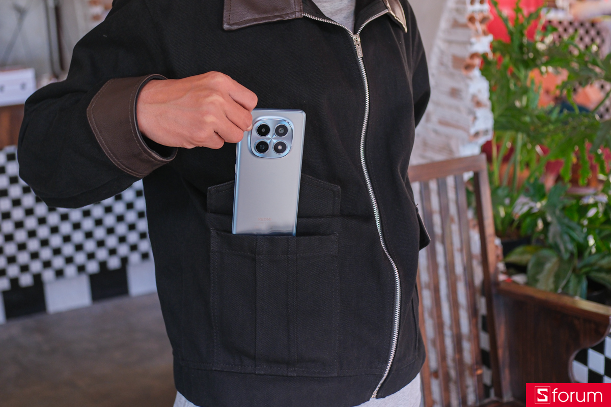 Trên tay Redmi Note 15 5G với mặt lưng hoàn thiện từ nhựa