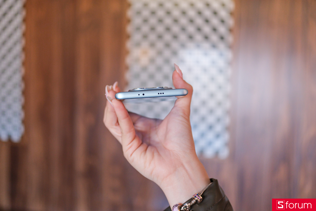 Trên tay Redmi Note 15 5G cạnh trên