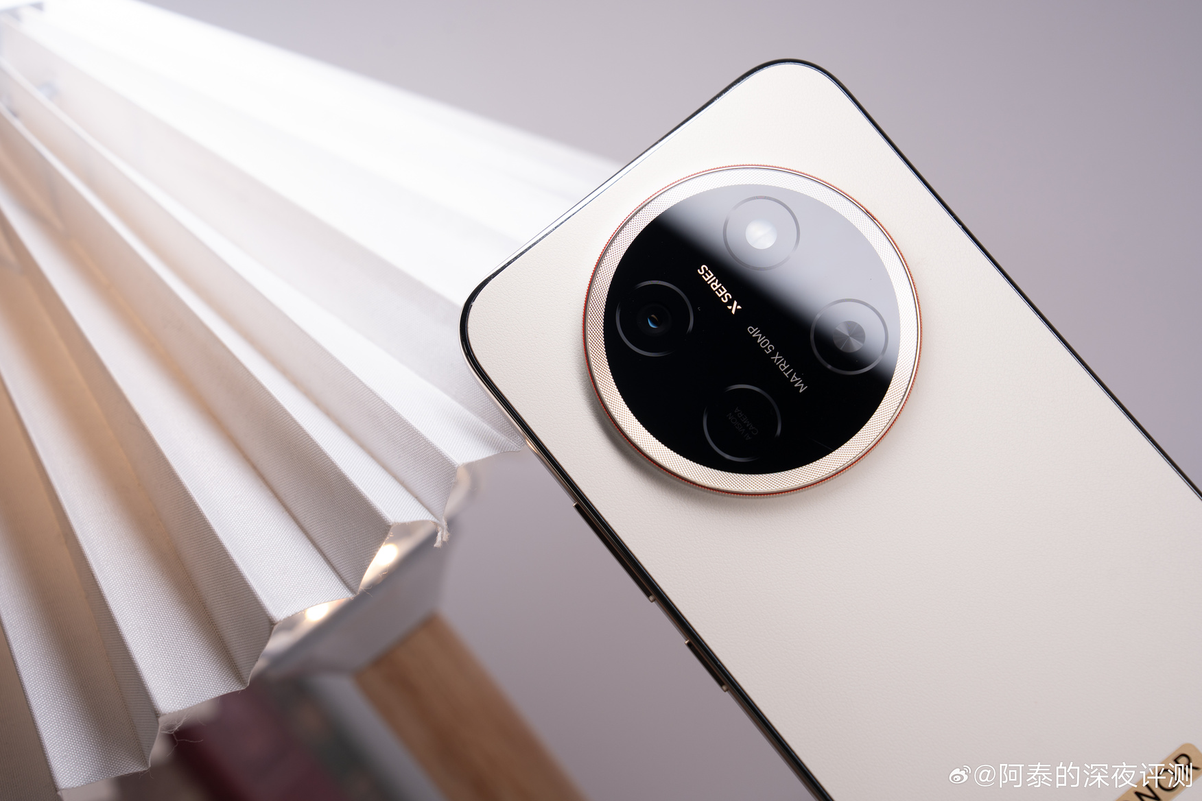 Cận cảnh HONOR X80 Pro Max về ngoại hình