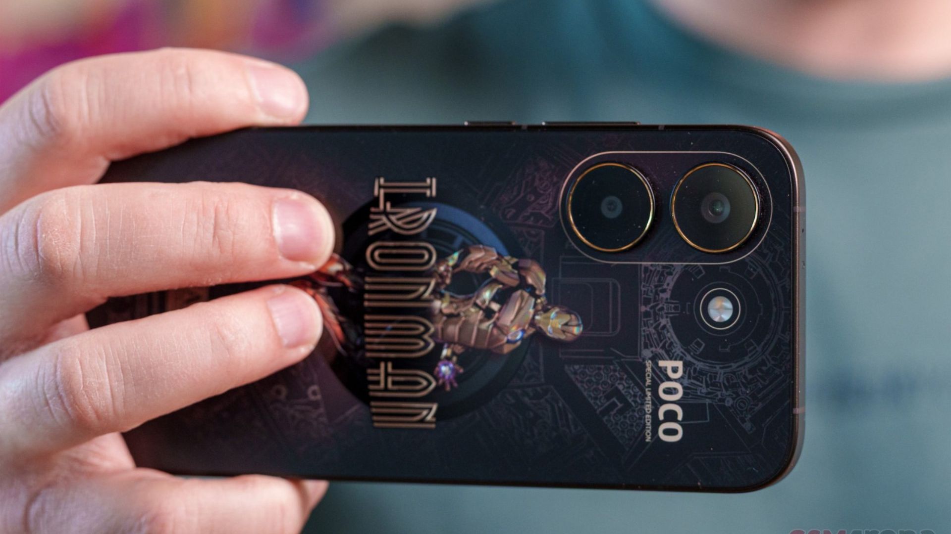 Cận cảnh POCO X8 Pro Iron Man Edition: Thiết kế độc đáo, giao diện đậm chất Iron Man, chip khoẻ!