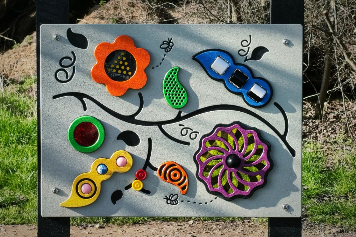 Cận cảnh Nothing Phone 4a về ảnh chụp đủ sáng