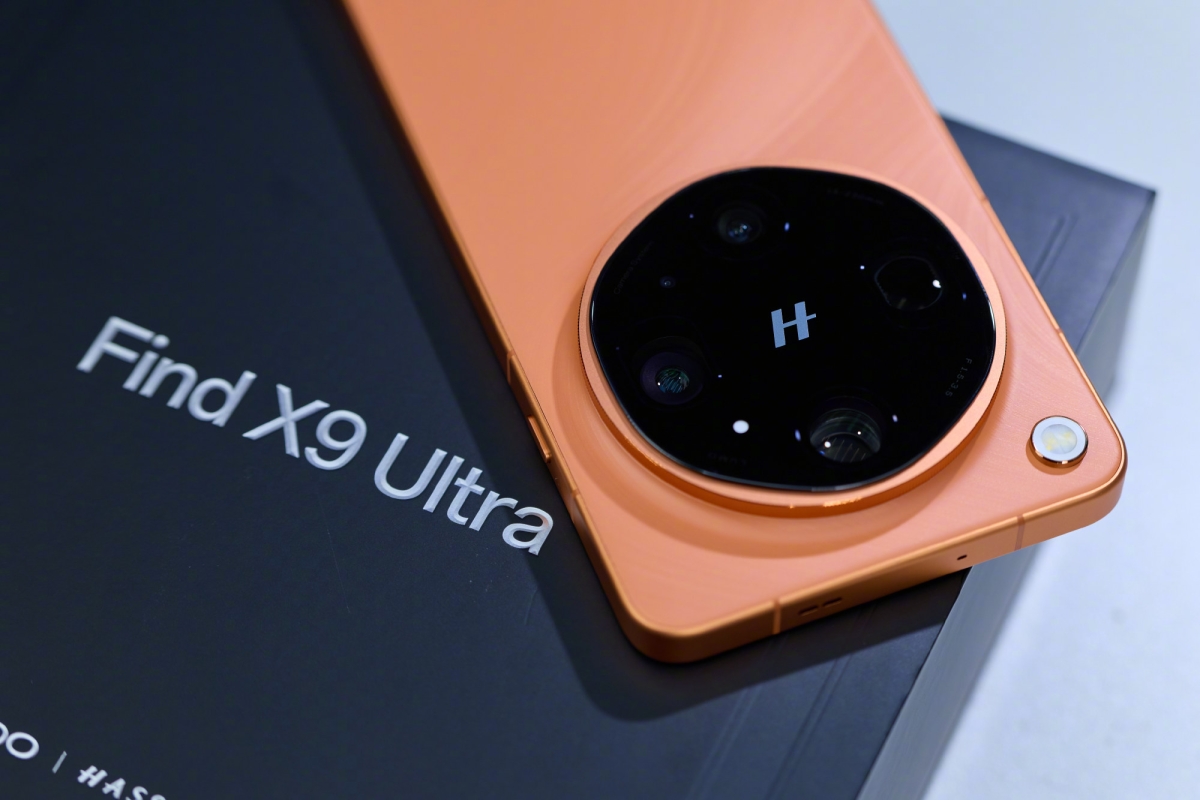 Cận cảnh OPPO Find X9 Ultra với vi xử lý Snapdragon 8 Elite Gen 5 mạnh mẽ