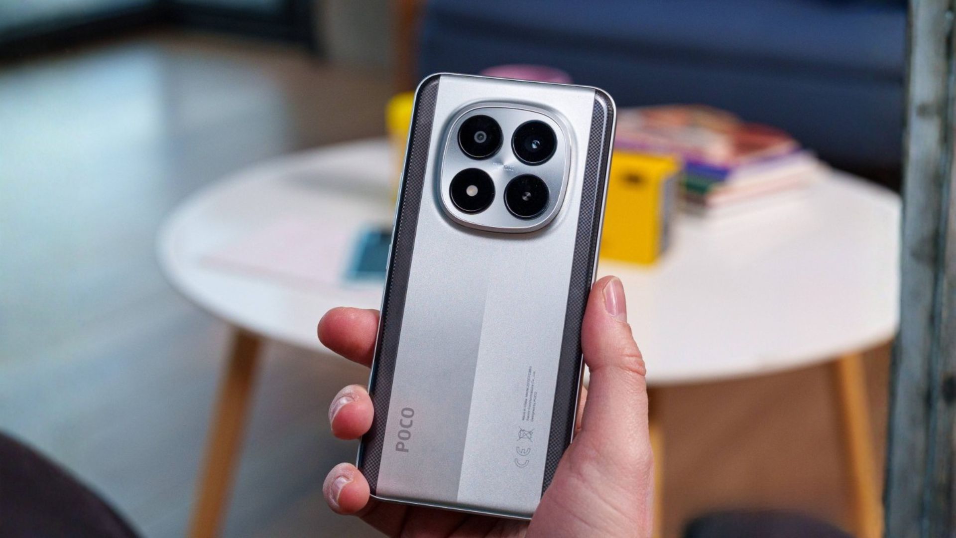 Cận cảnh POCO M8 Pro: Chip Snapdragon 7s Gen 4, pin 6,500mAh, 4 năm cập nhật phần mềm, giá từ 7.3 triệu