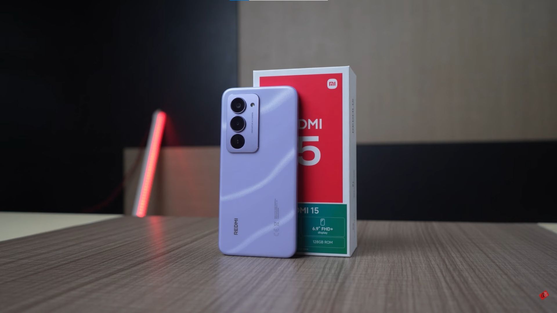 So sánh Xiaomi Redmi Note 15 vs Redmi 15 về ngoại hình