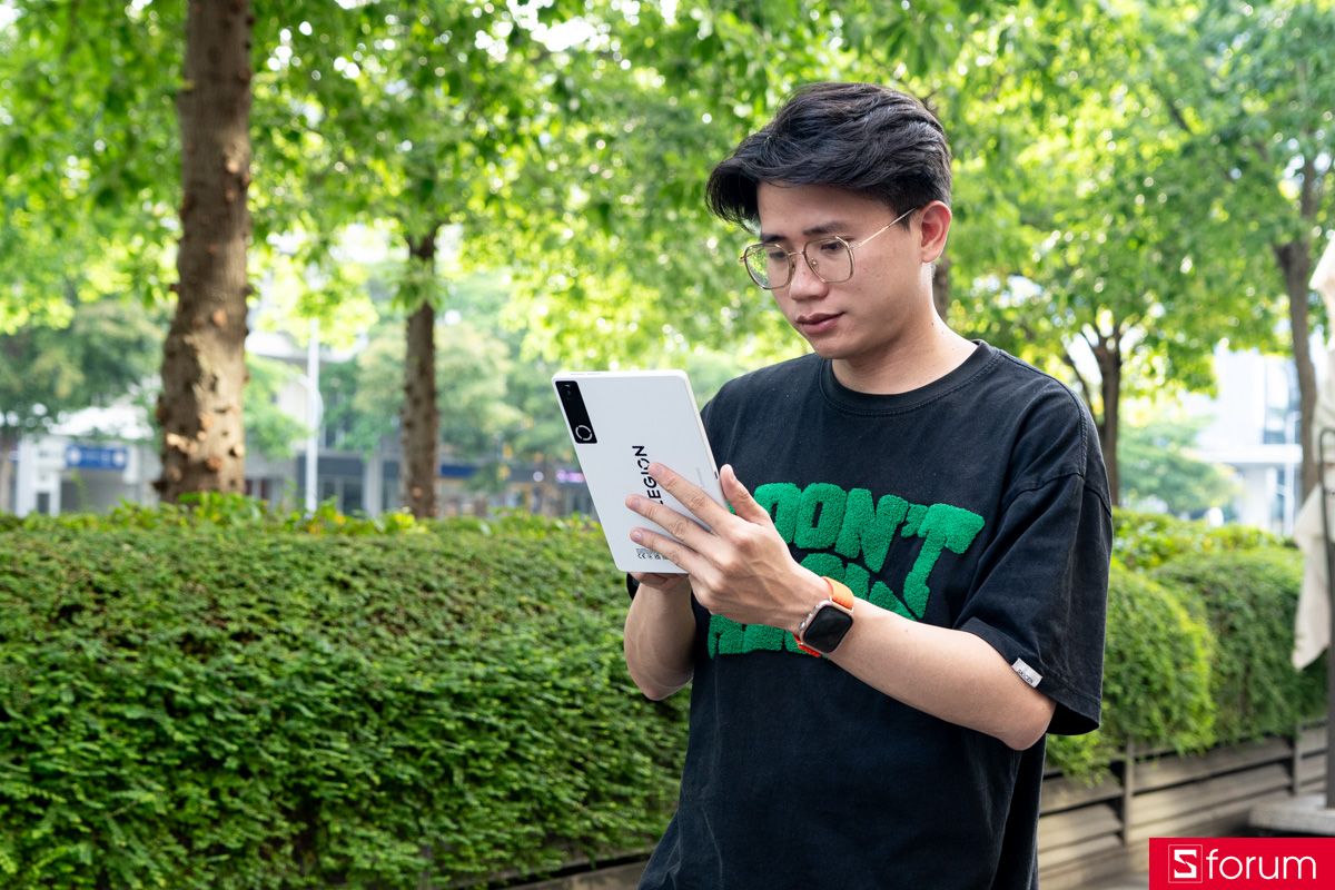 Trên tay Lenovo Legion Tab Gen 5 với dung lượng pin 9,000mAh