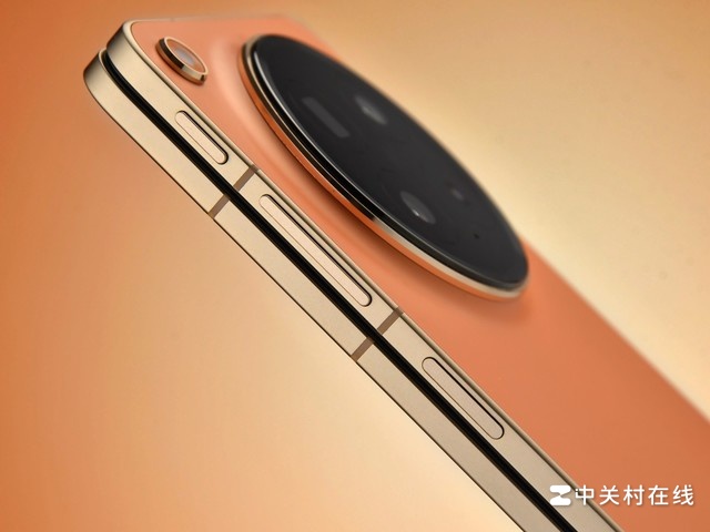 Cận cảnh OPPO Find N6 về thiết kế