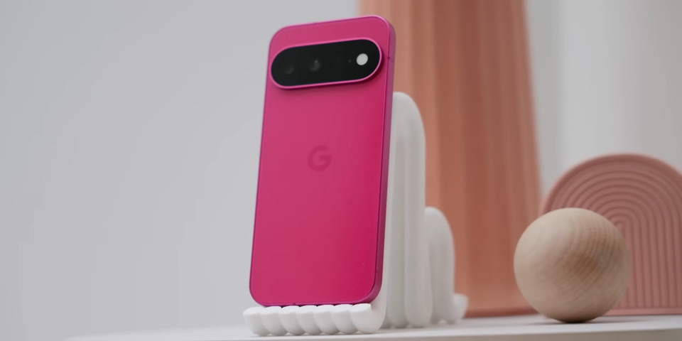 Cận cảnh Google Pixel 11 có bộ nhớ trong tối thiểu 256GB