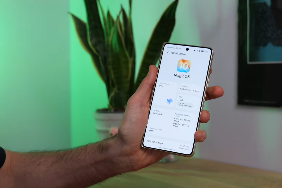 Cận cảnh HONOR Magic V6 với giao diện MagicOS 10