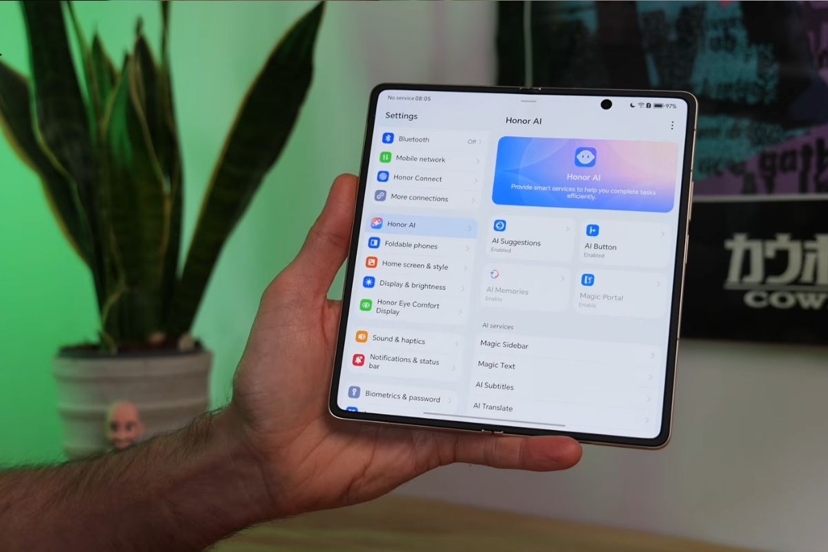 Cận cảnh HONOR Magic V6 với những tính năng AI