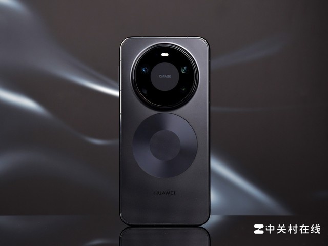 Cận cảnh Huawei Mate 80 Pro Max Wind Edition có gì khác biệt?