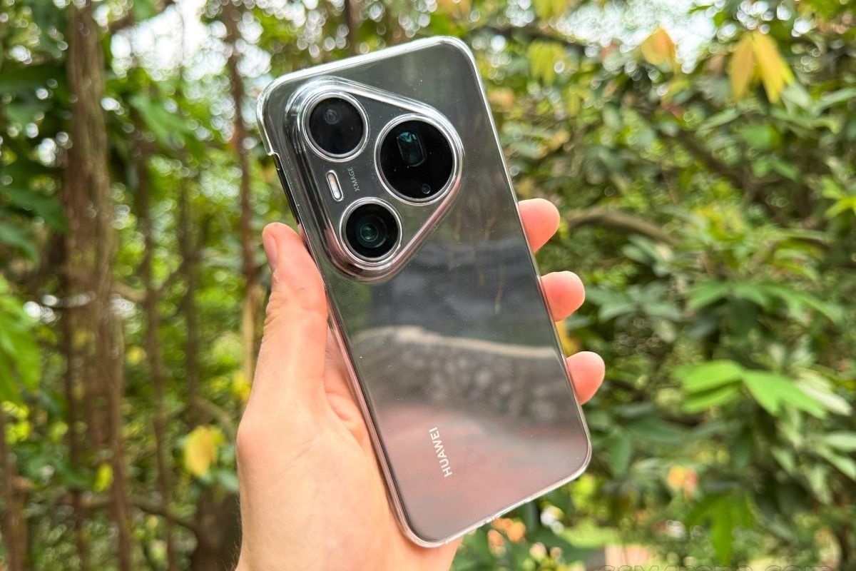 Cận cảnh Huawei Pura 90s Pro Max với thiết camera hầm hố hình tam giác
