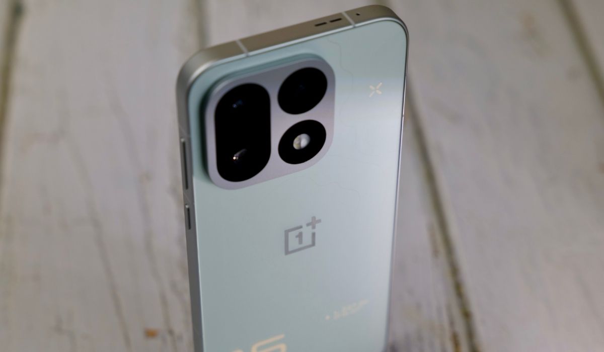Cận cảnh OnePlus 16 với độ nhận diện quen thuộc