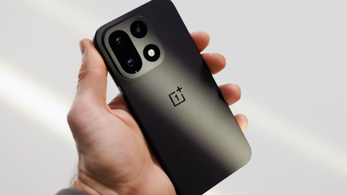 Cận cảnh OnePlus 16: Mặt lưng đẹp lạ, màn hình 185Hz , pin 9000mAh, giá từ 23.3 triệu đồng