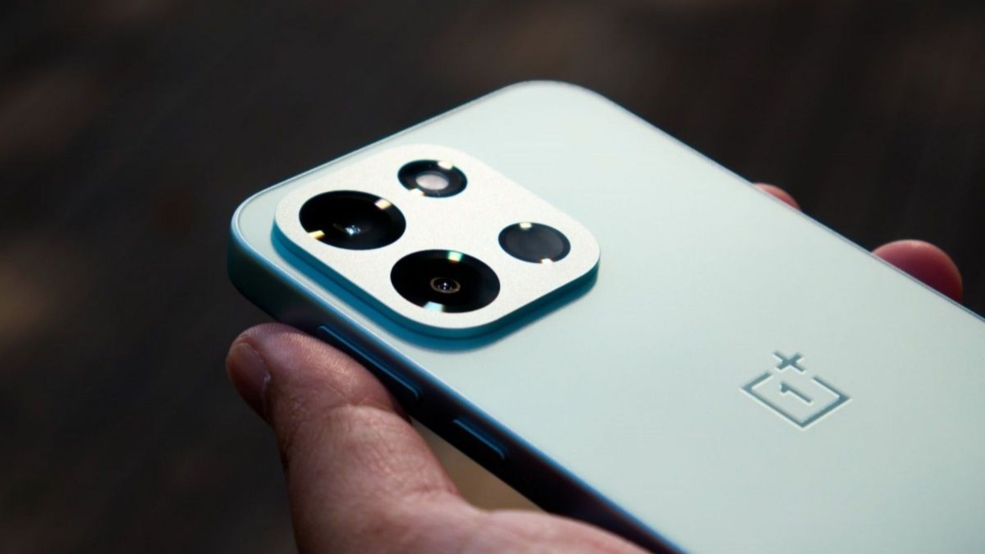 Cận cảnh OnePlus Nord 6: Vừa khoẻ vừa bền với Snapdragon 8s Gen 4, pin 9000mAh!