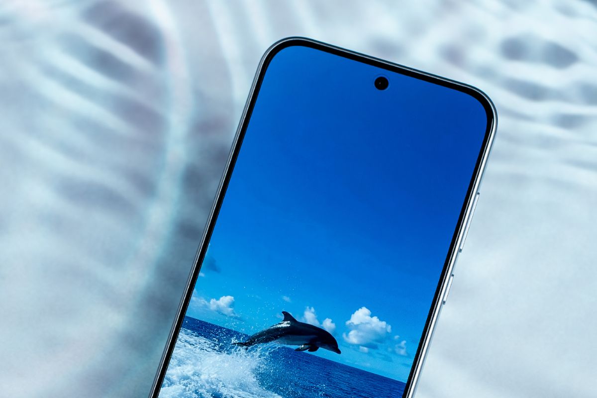 Cận cảnh OPPO A7 Pro Max với camera selfie 50MP