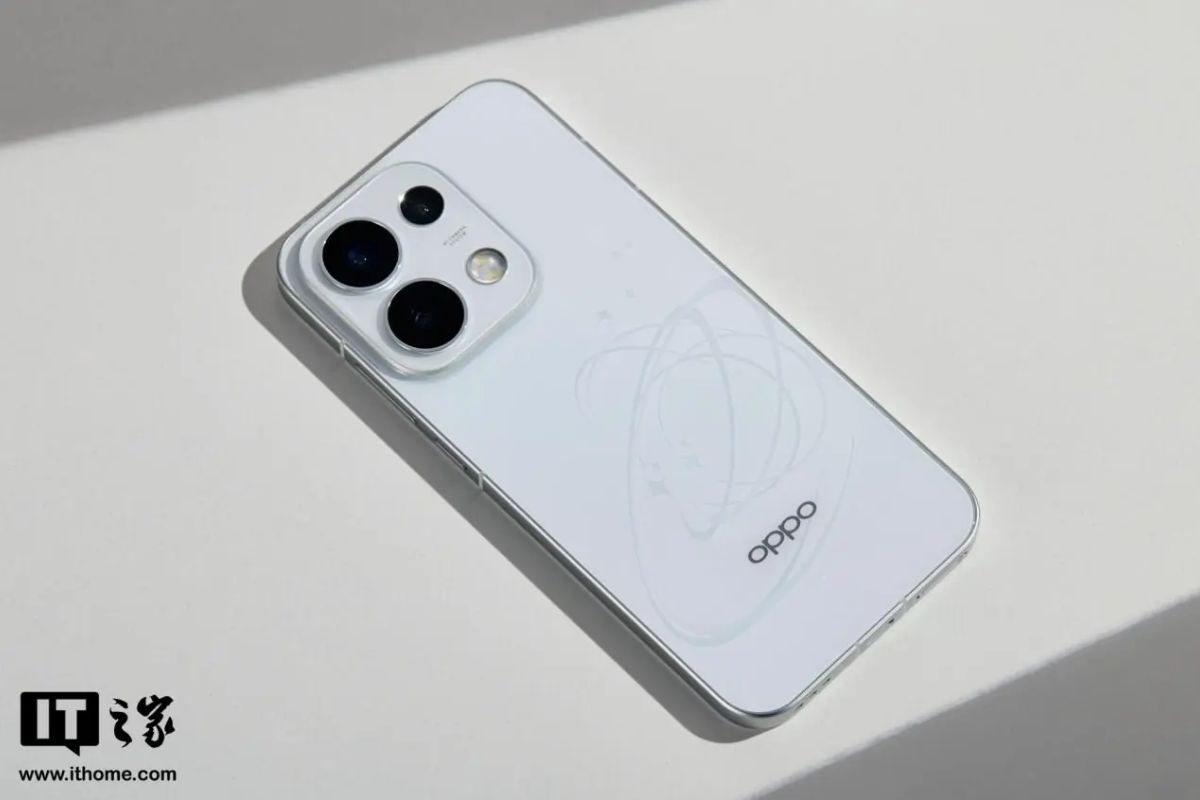 Cận cảnh OPPO Reno16 Pro về thiết kế