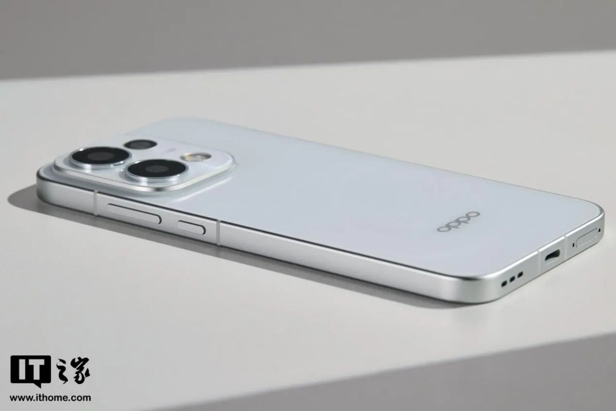 Cận cảnh OPPO Reno16 Pro với độ mỏng chỉ 7.9mm