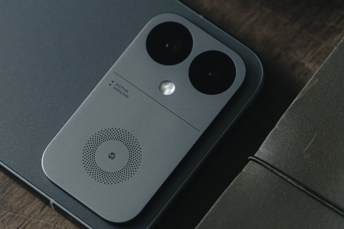Cận cảnh Redmi K90 Ultra về camera
