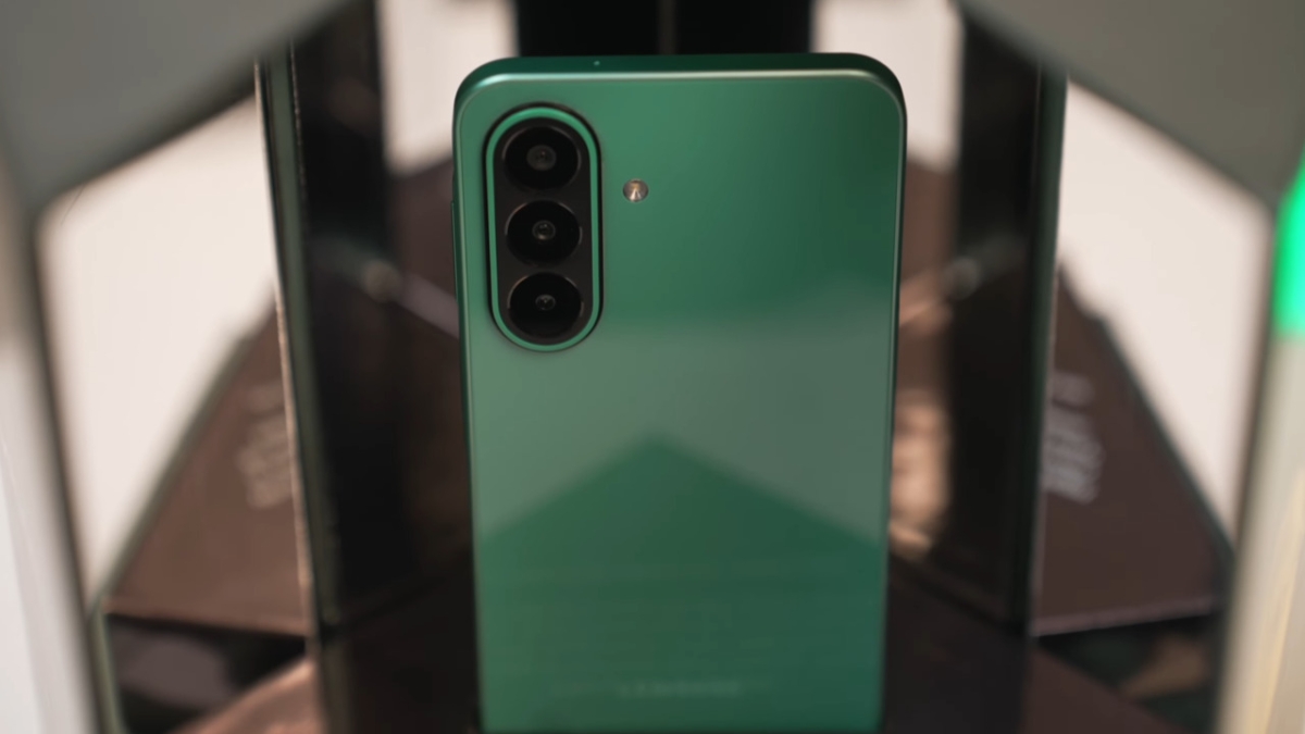 Cận cảnh Samsung Galaxy F70 Pro 5G về camera