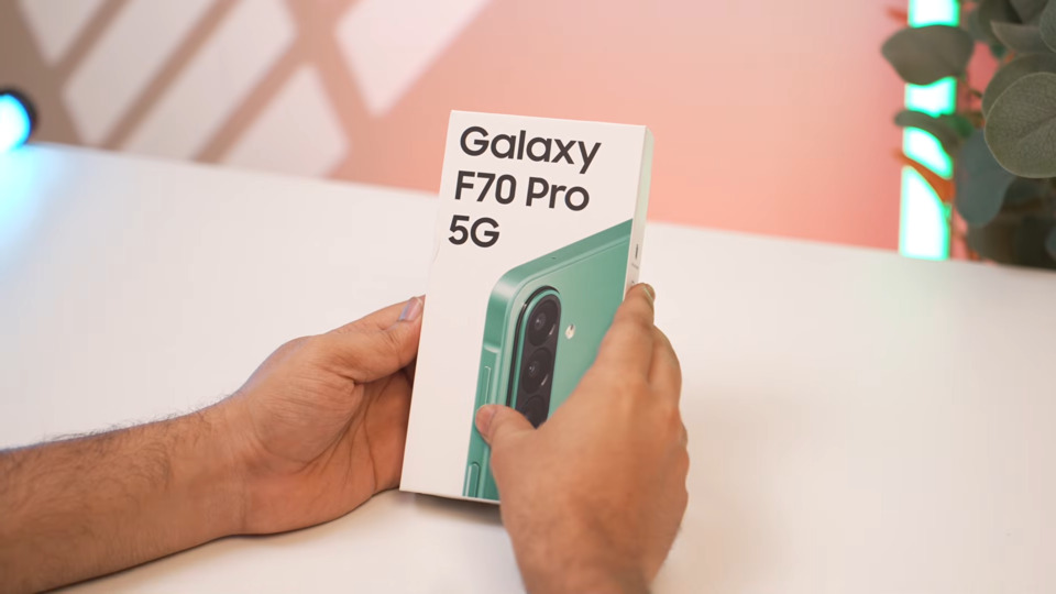 Cận cảnh Samsung Galaxy F70 Pro 5G