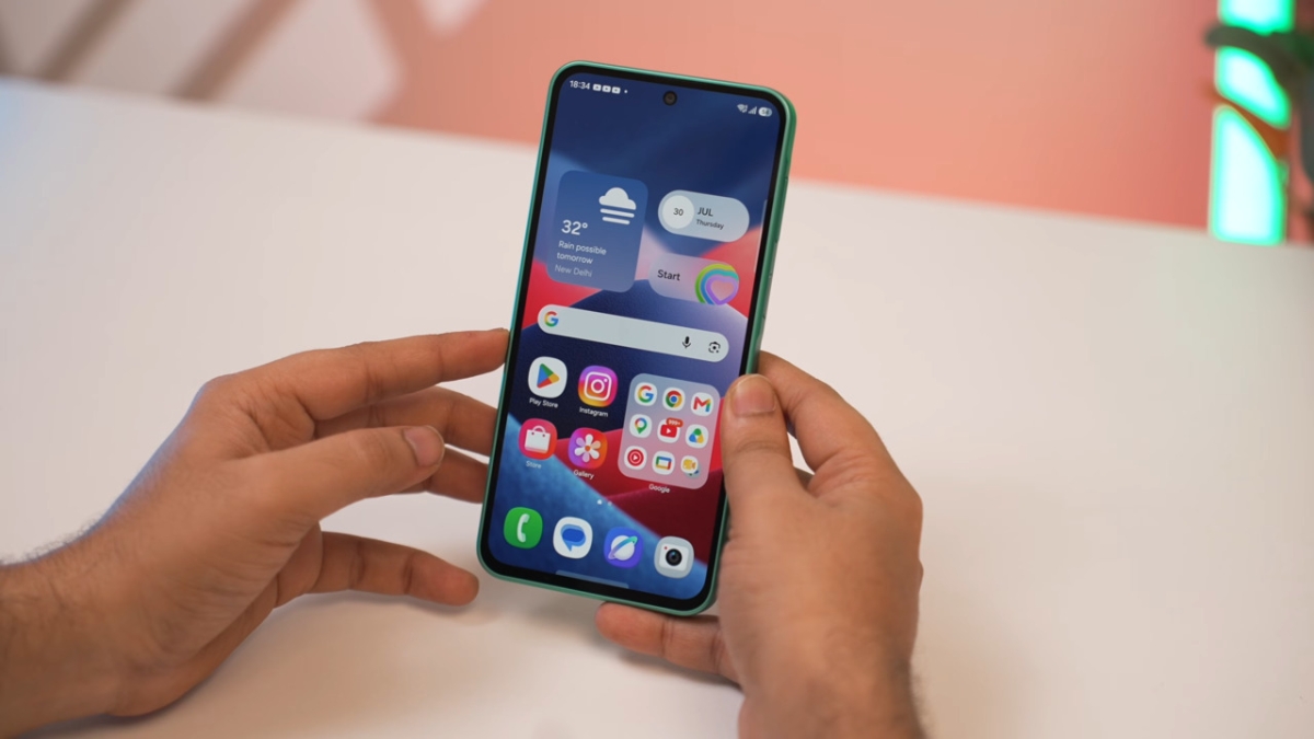 Cận cảnh Samsung Galaxy F70 Pro 5G hỗ trợ sạc nhánh