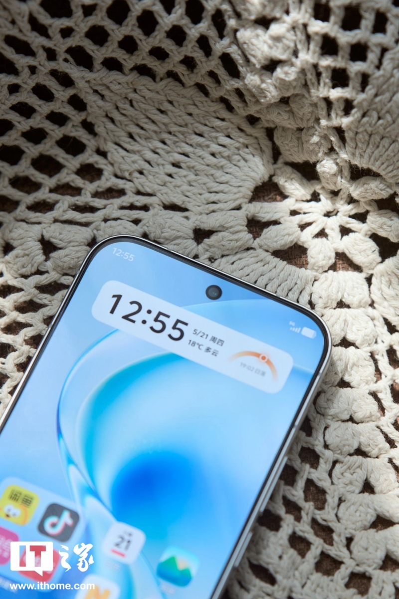 Cận cảnh vivo S60 với camera selfie 50MP chất lượng