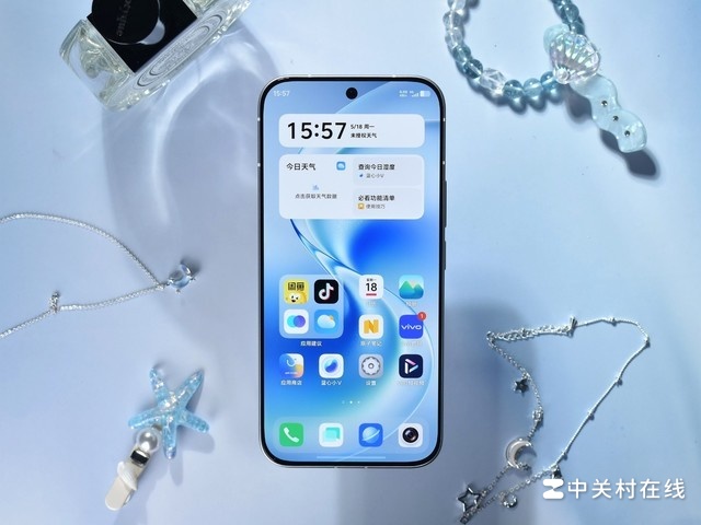 Cận cảnh vivo S60 với màn hình có tần số quét 144Hz