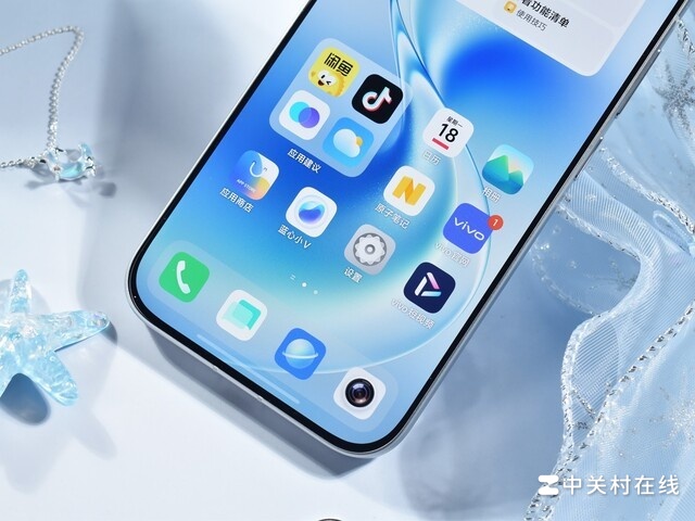 Cận cảnh vivo S60 với viền màn hình mỏng đều sexy