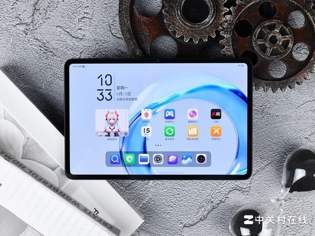 Cận cảnh RedMagic Gaming Tablet 5 Pro có màn hình 185Hz
