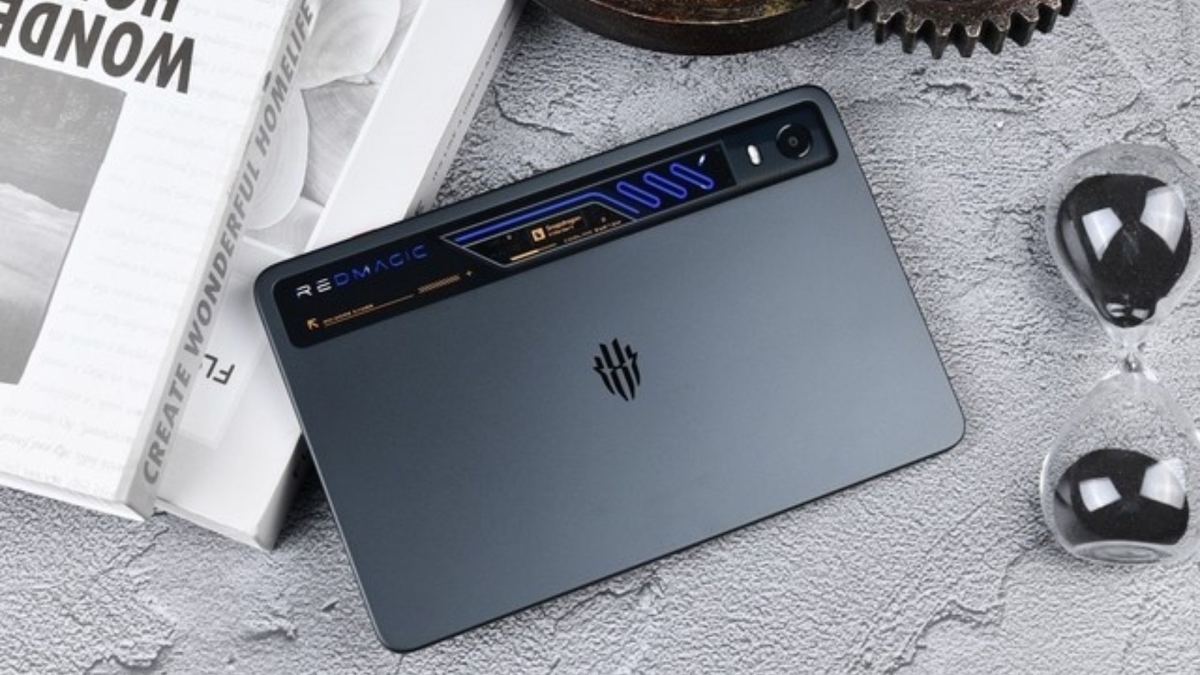 Cận cảnh Redmagic Gaming Tablet 5 Pro: Chỉ có RedMagic mới dám chơi lớn cỡ này, màn OLED 185Hz, chip 8 Elite Gen 5