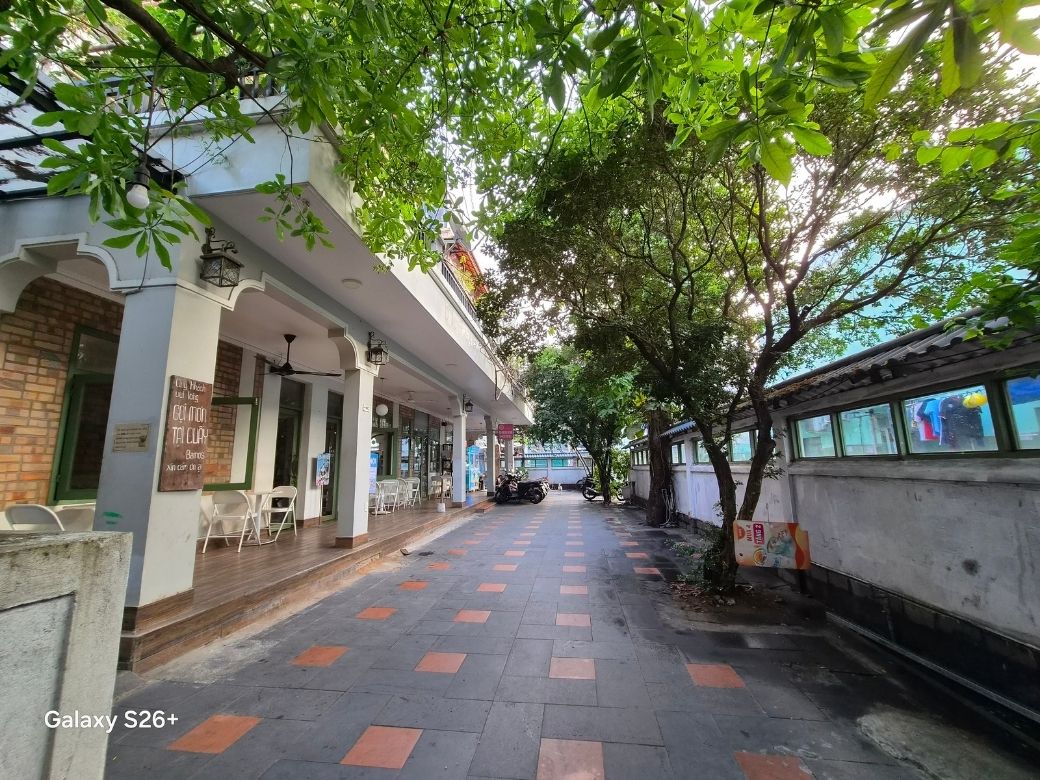 Đánh giá Samsung Galaxy S26 Plus với camera góc siêu rộng