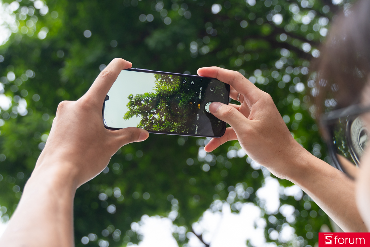 Trên tay OPPO A6c và giao diện chụp ảnh