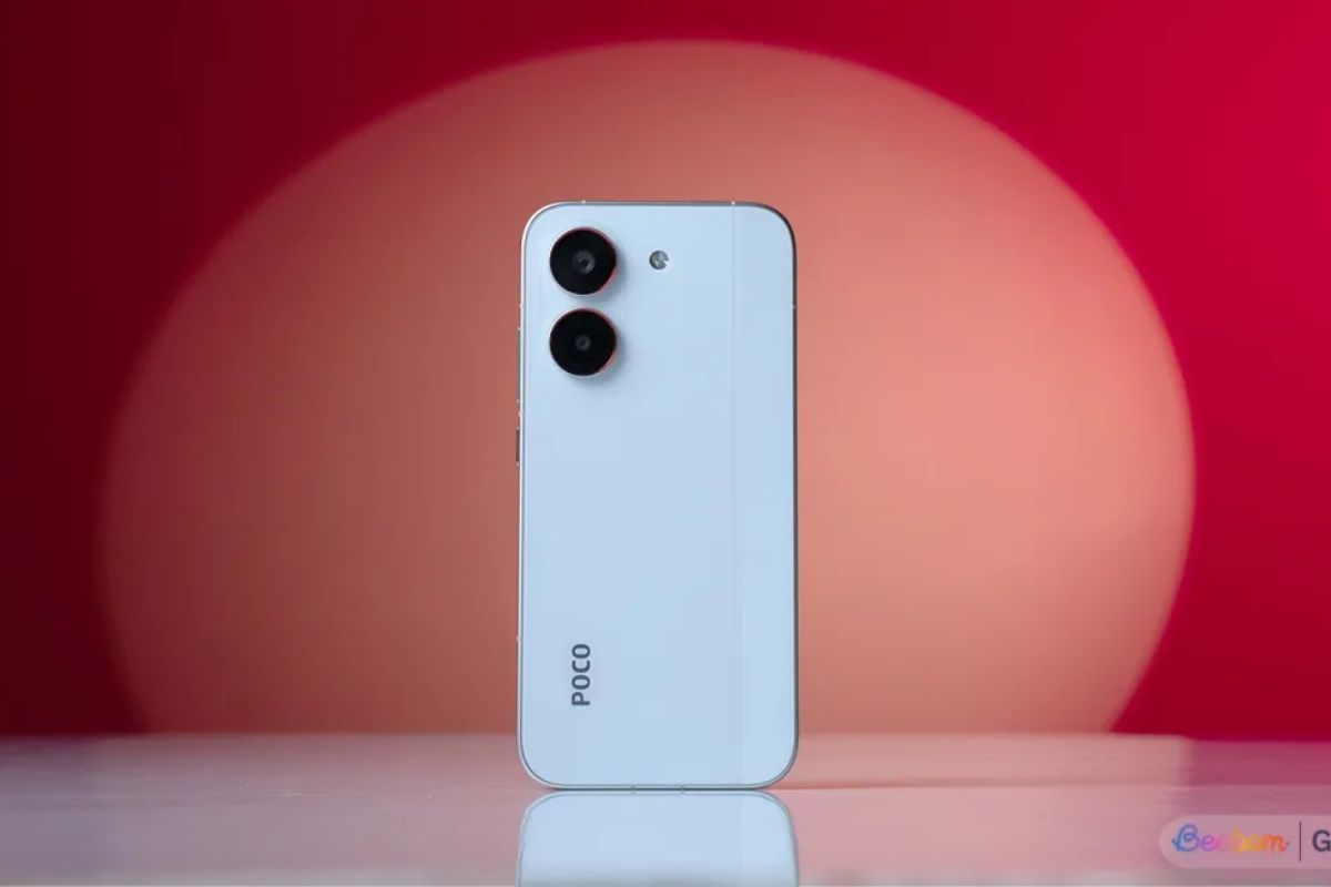 So sánh Samsung A57 vs POCO X8 Pro về ngoại hình