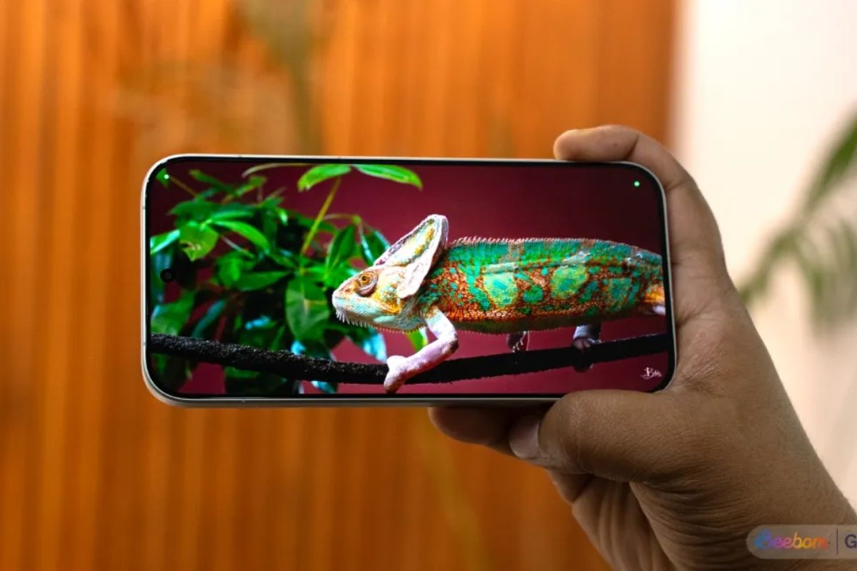 So sánh Samsung A57 vs POCO X8 Pro về khả năng hiển thị