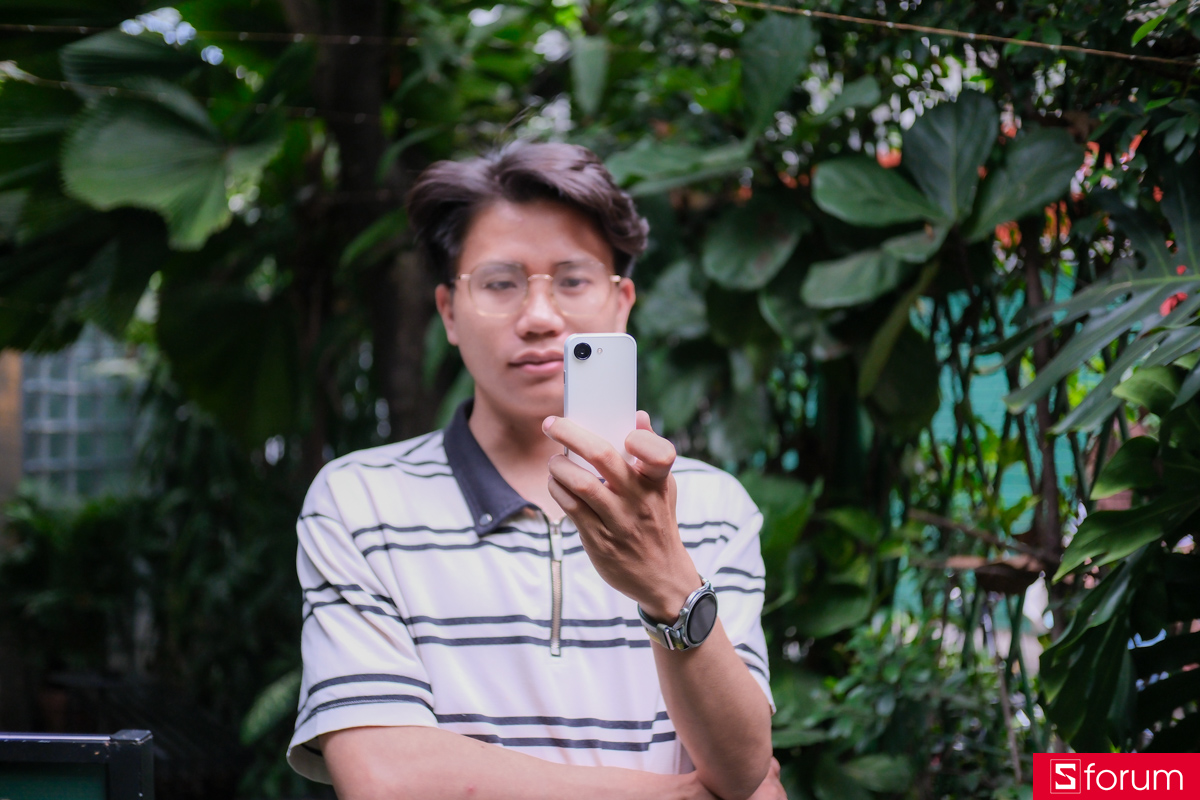 Trên tay Bluefox NX1 - mẫu điện thoại nhỏ gọn đến bất ngờ