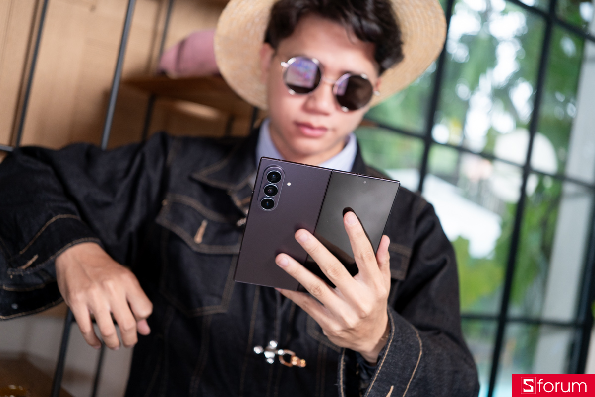 So sánh Samsung Galaxy Z Fold7 và Z Fold8 Ultra