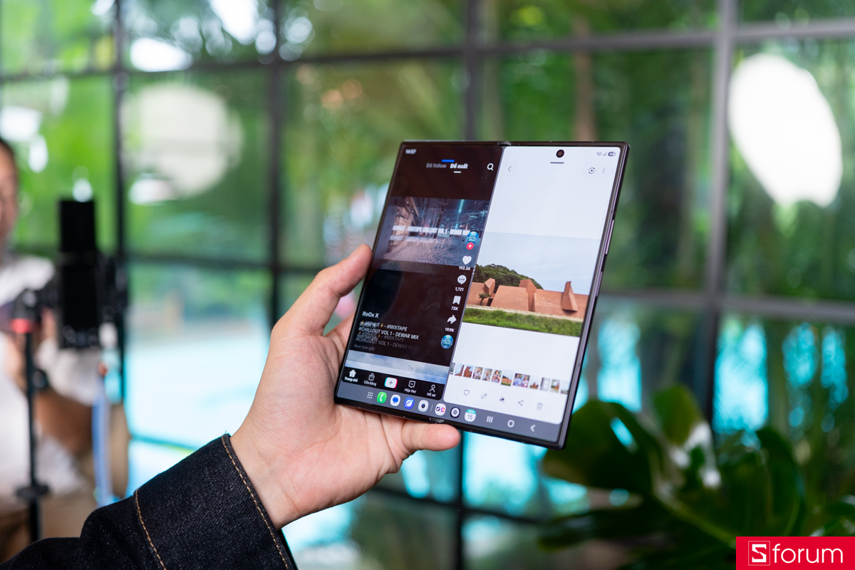 Trên tay Samsung Galaxy Z Fold8 Ultra với vi xử lý Snapdragon 8 Elite Gen 5 for Galaxy